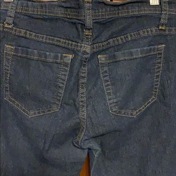 Forever 21 cropped denim jeans- size 26 - Picture 3 of 4